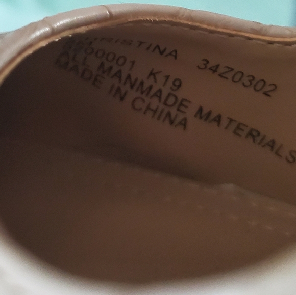 Jones New York Christine white pumps Size 8 - Picture 13 of 15